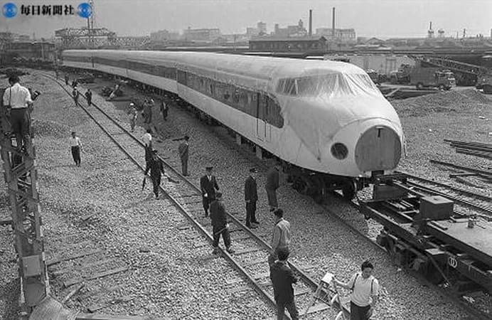 Serie 0 Shinkansen antigua (1)